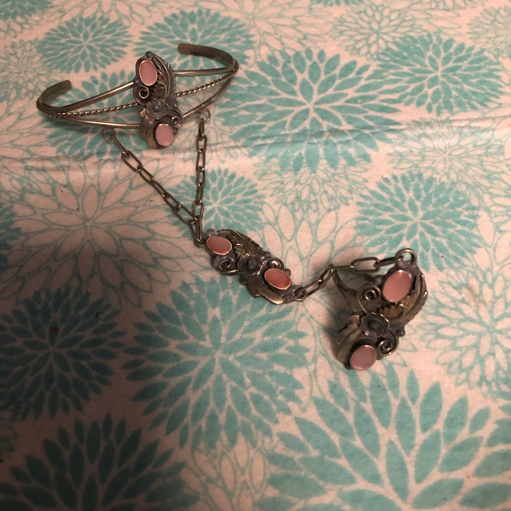 ⚠️Vintage Navajo Slave sterling Silver Bracelet-487 $200 or $180 w/offer or*